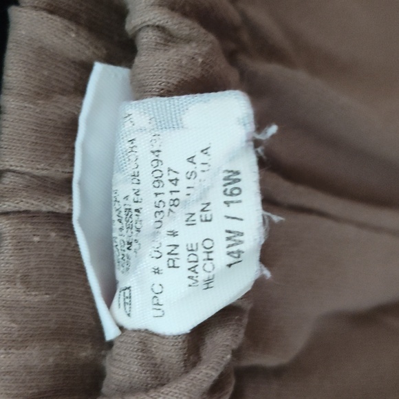 Bobbie Brooks two-piece women's short set - Picture 11 of 11